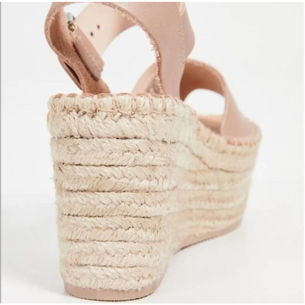 💎✨CLEARANCE SALE✨SOLUDOS DOVE GRAY SANDALS - Picture 5 of 5